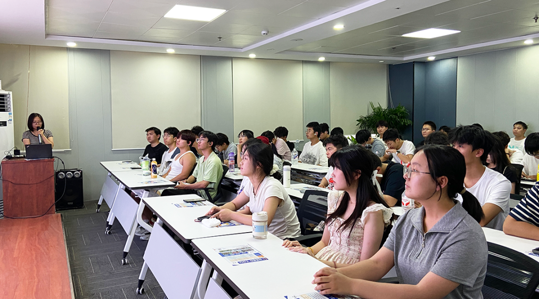 ֣�ݴ�ѧ��������˹�����ѧԺ�����߽�3377�����ֻ�ƽ̨��������ѧϰ